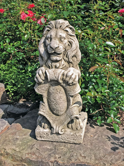Steinfigur 'Armorial Lion'