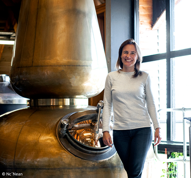 Annabel Thomas im Stillhouse der Nc´Nean Distillery