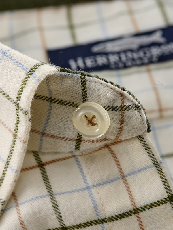 Detailaufnahme Tattersallhemd von Herringbone